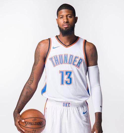 埃斯特旺经纪人：建议巴萨签下亚特兰大中场埃德松-席尔瓦（埃斯特旺经纪人建议巴萨引进亚特兰大中场埃德松-席尔瓦）