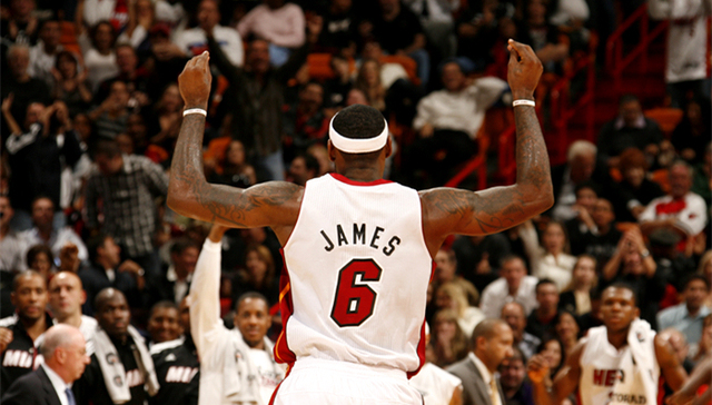 刘翠青获残特奥会女子T11级100米跑冠军（刘翠青夺得残特奥会女子T11级100米金牌）