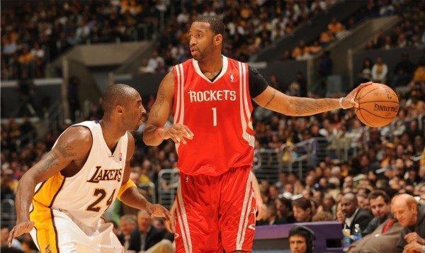 泰州队巴特“苏超”夺冠后缅怀父亲：我还在这条路上努力着（苏超封王后，泰州队巴特追忆父亲：我仍在这条路上奋进）