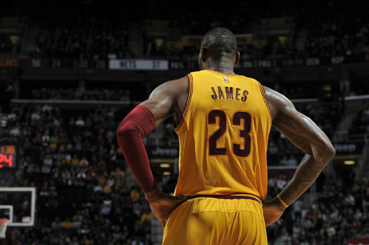 马卡：马塞洛之子恩佐-阿尔维斯首次入选欧青赛皇马U19大名单（马卡：马塞洛之子恩佐-阿尔维斯首度入选皇马U19欧青赛名单）