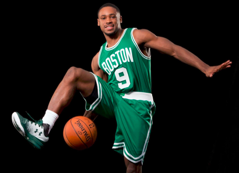 都体：尤文正在考虑冬窗追扎卡，桑德兰要价2000万欧（都体：尤文酝酿冬窗引进扎卡，桑德兰标价2000万欧元）