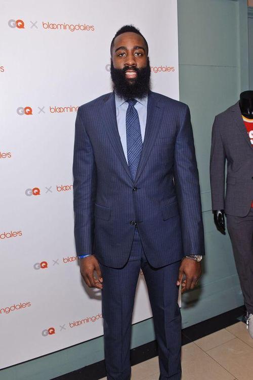 德转评年度最佳右边锋：杜埃、奥利塞、萨拉赫、亚马尔入围（德转年度最佳右边锋评选入围名单：杜埃、奥利塞、萨拉赫、亚马尔）